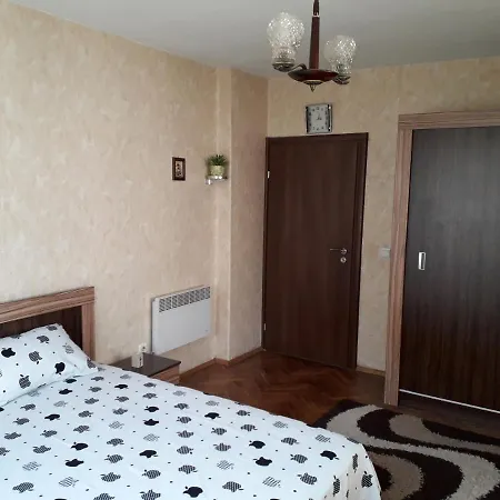 Apartman Family Style, Main Street, 20 Minutes From The Sea